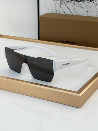Burberry Sunglasses AAAA-2387