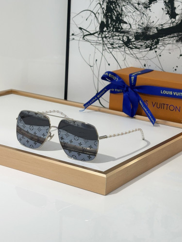 LV Sunglasses AAAA-4083