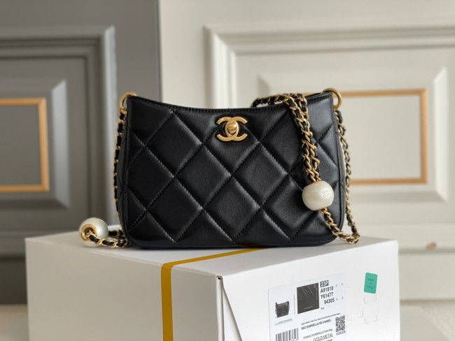CHNL High End Quality Bag-574