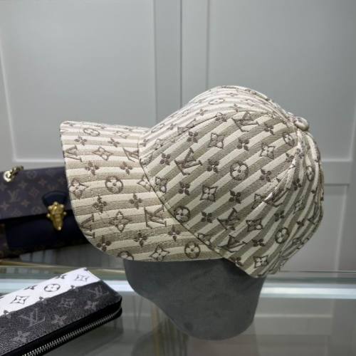 LV Hats AAA-626
