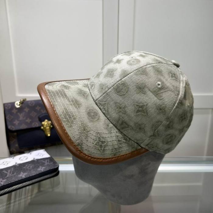 LV Hats AAA-597