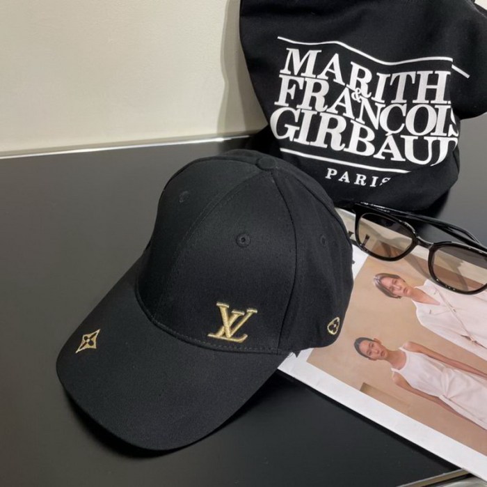 LV Hats AAA-483
