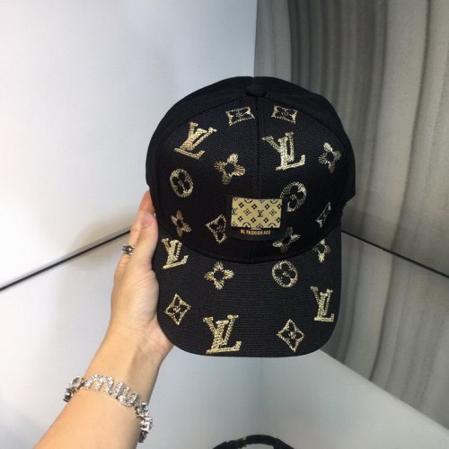 LV Hats AAA-175