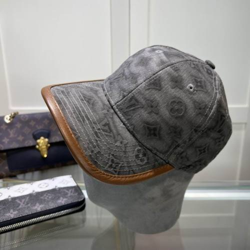 LV Hats AAA-595