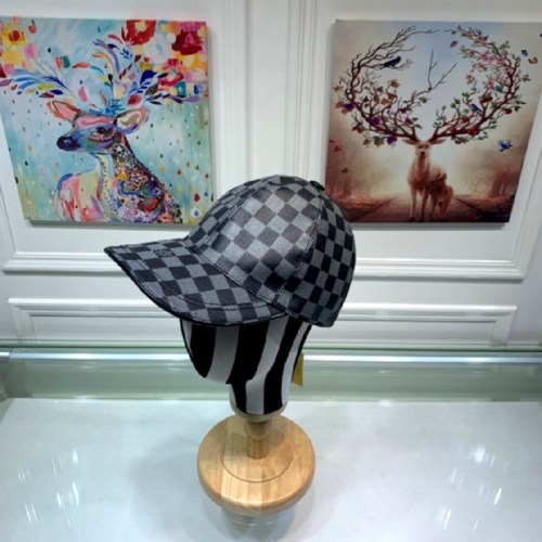 LV Hats AAA-074