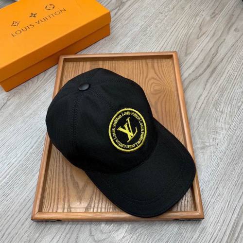 LV Hats AAA-565