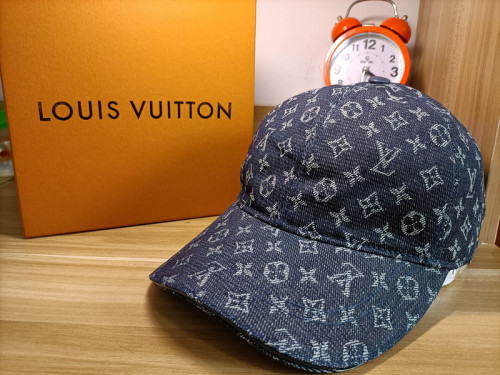 LV Hats AAA-228