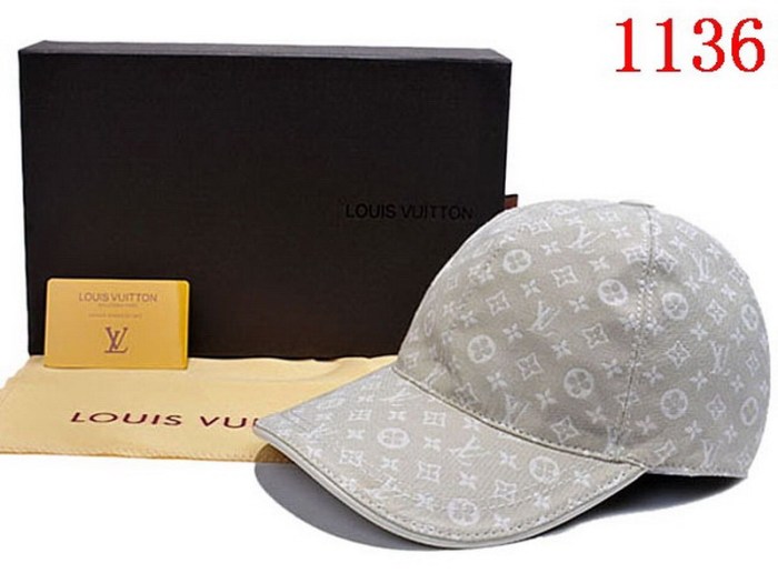 LV Hats AAA-972