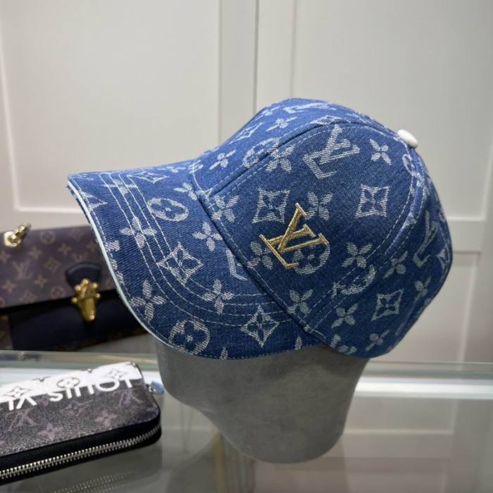 LV Hats AAA-911