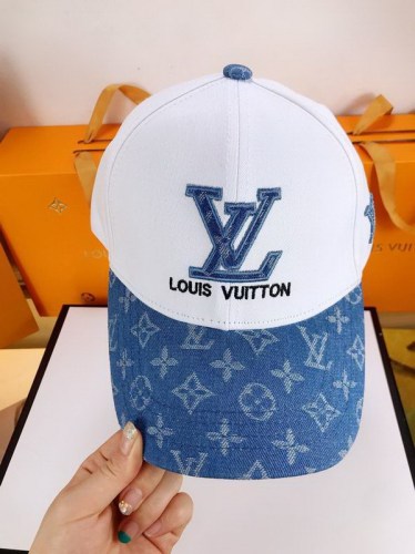 LV Hats AAA-332