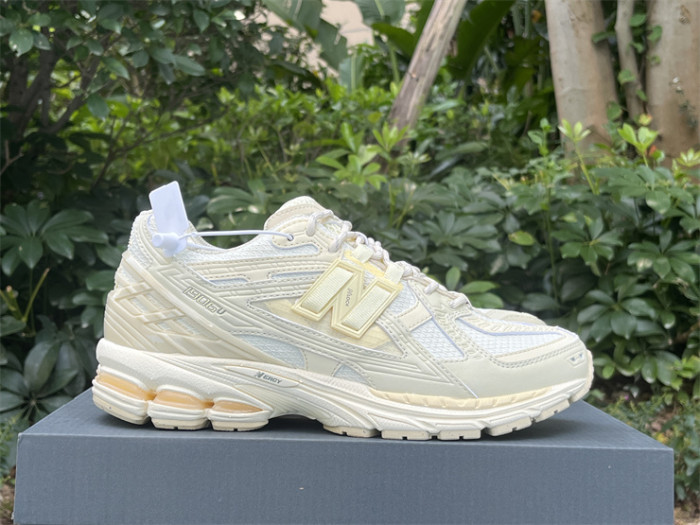 NB Shoes High End Quality-230