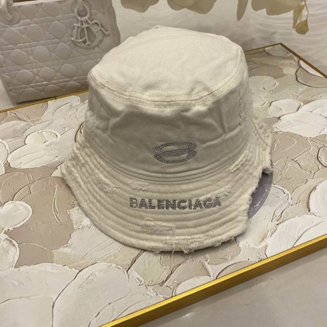B Bucket Hats AAA-013