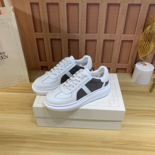 Alexander McQueen Women Shoes 1：1 quality-1023