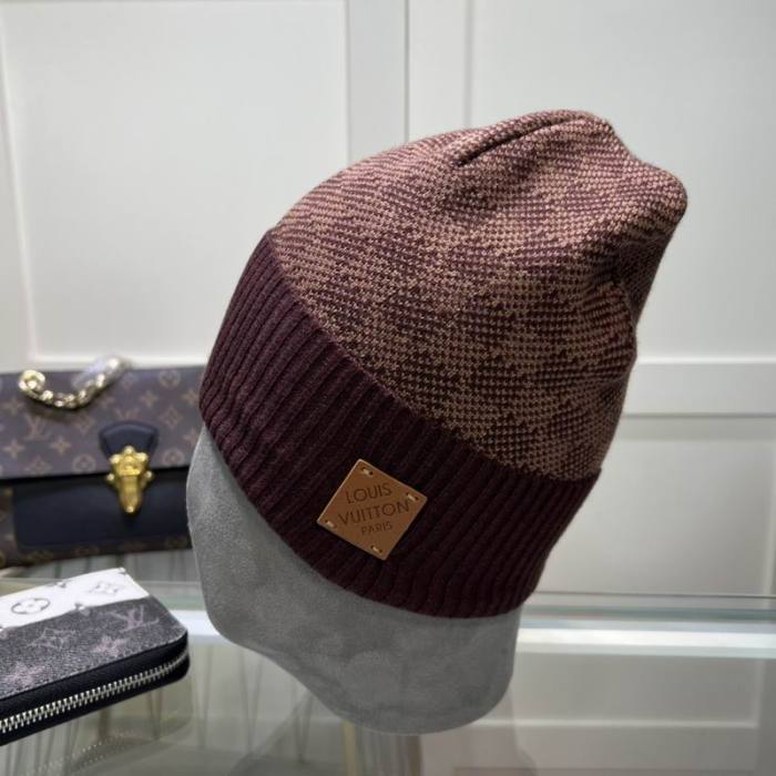 LV Hats AAA-1212