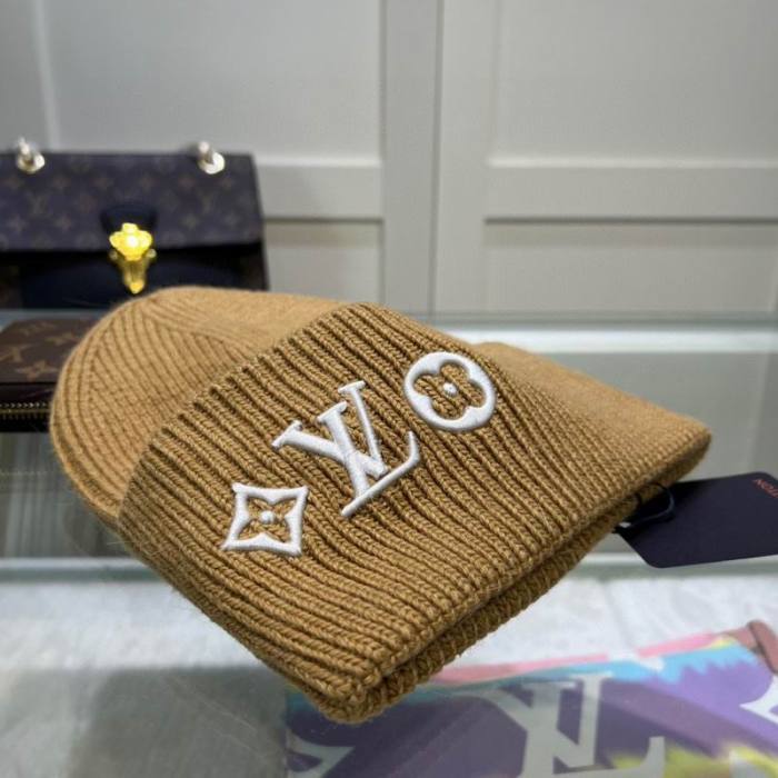 LV Hats AAA-1167