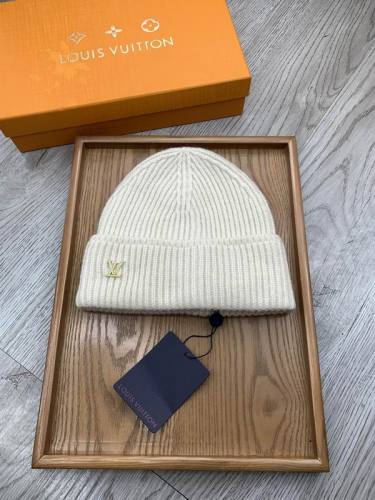 LV Hats AAA-1064