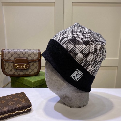 LV Hats AAA-1112