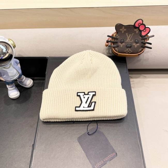 LV Hats AAA-1124