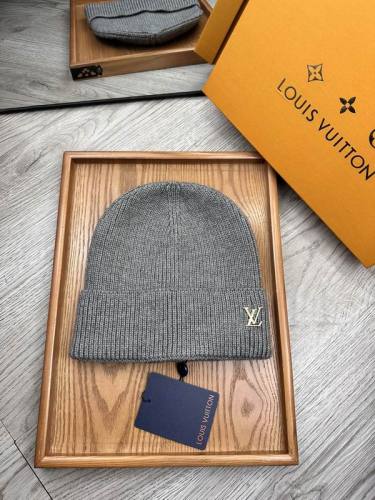 LV Hats AAA-1037