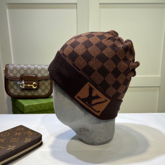 LV Hats AAA-1106