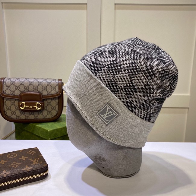LV Hats AAA-1113