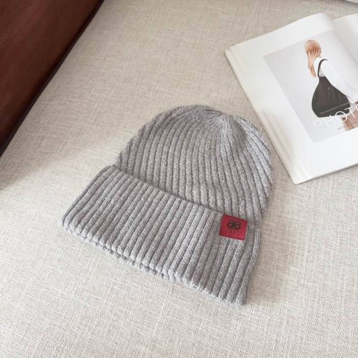 B Hats AAA-1183