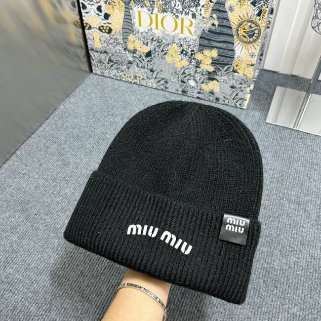 Miumiu Hats AAA-065