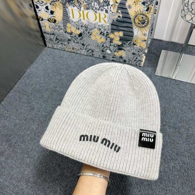 Miumiu Hats AAA-060