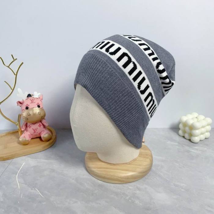 Miumiu Hats AAA-012