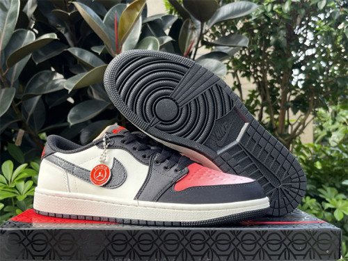 Super Max Perfect Jordan 1 women shoes-004