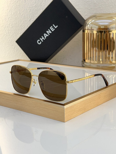 CHNL Sunglasses AAAA-4294