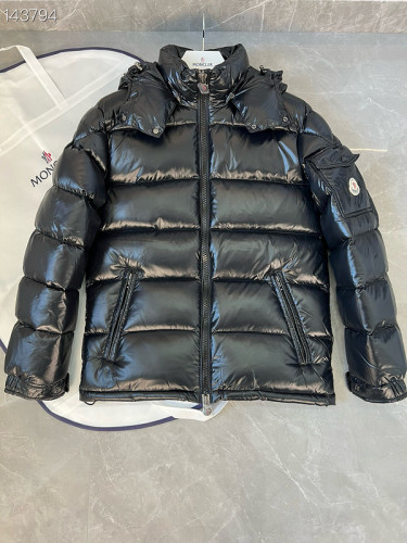 Moncler Down Coat men-1981