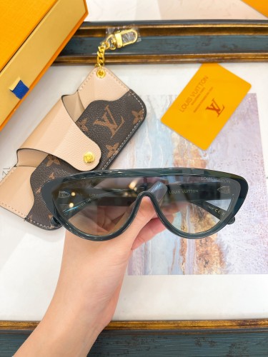LV Sunglasses AAAA-5256