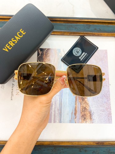 Versace Sunglasses AAAA-3221