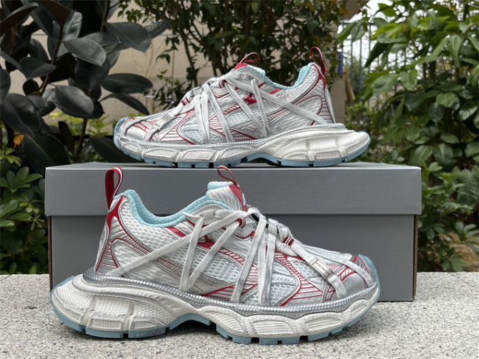 B 17FW Tripe-S High End Sneaker-622