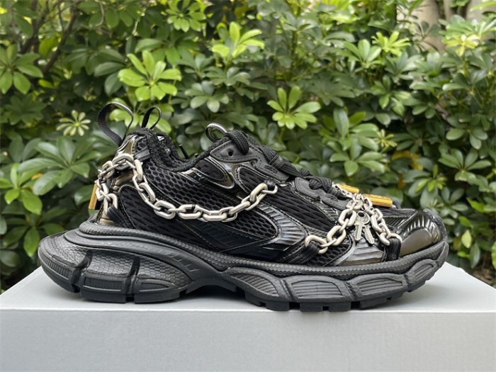 B 17FW Tripe-S High End Sneaker-642