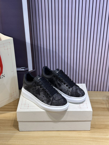 Alexander McQueen Women Shoes 1：1 quality-1078