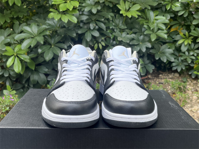 Authentic Air Jordan 1 Low “Black Toe Rattan”