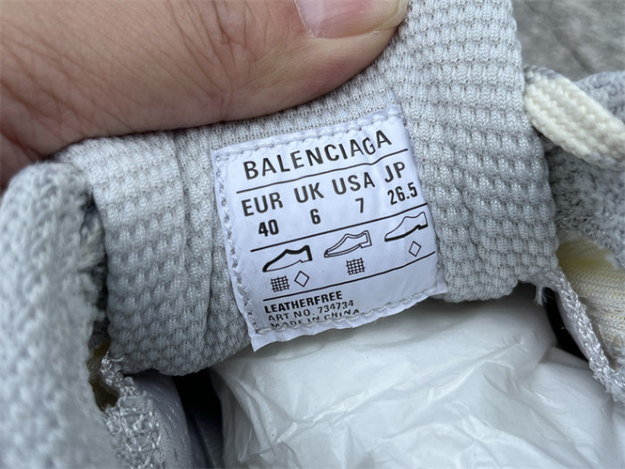 B 17FW Tripe-S High End Sneaker-643