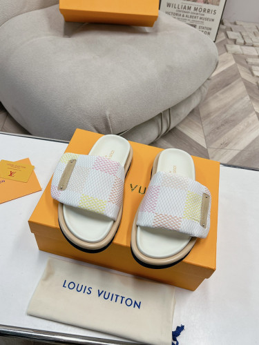 LV Sandals 1：1 Quality-1113