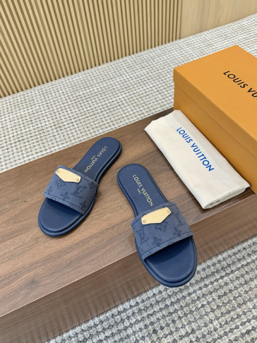 LV men slippers AAA-1223