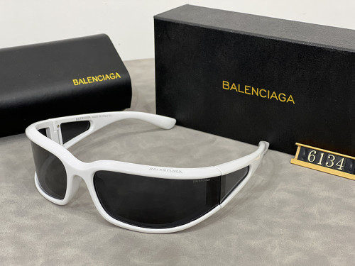 B Sunglasses AAA-070