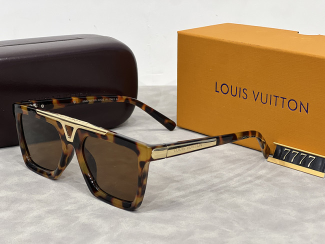 LV Sunglasses AAA-516