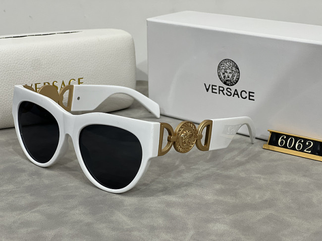 Versace Sunglasses AAA-121