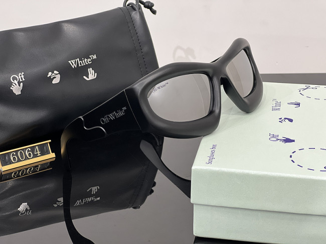 Off white Sunglasses AAA-032
