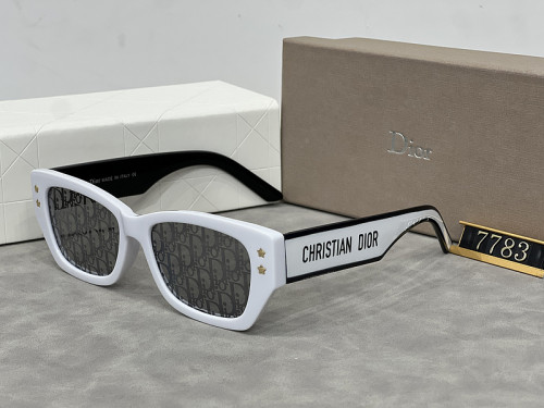 Dior Sunglasses AAA-221