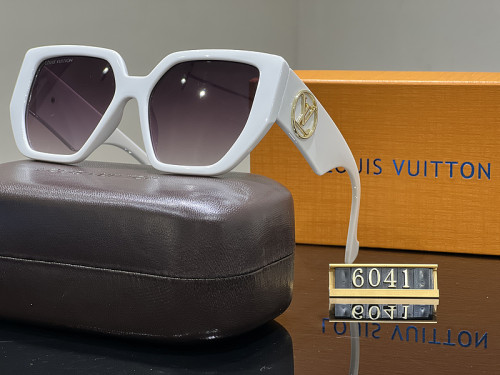 LV Sunglasses AAA-425