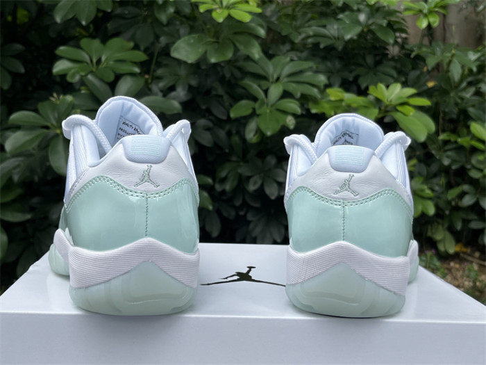 Authentic  Air Jordan 11 Low “Igloo”