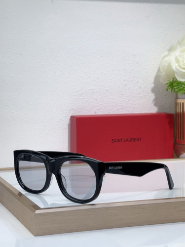 YL  Sunglasses AAAA-1142