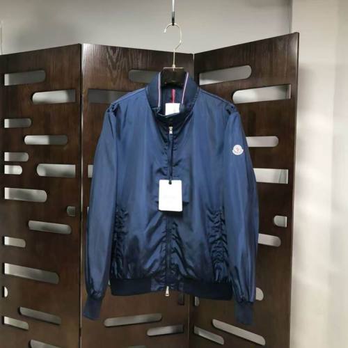 Moncler Coat men-541